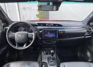 Toyota Hilux 14