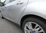 Ford Focus 13