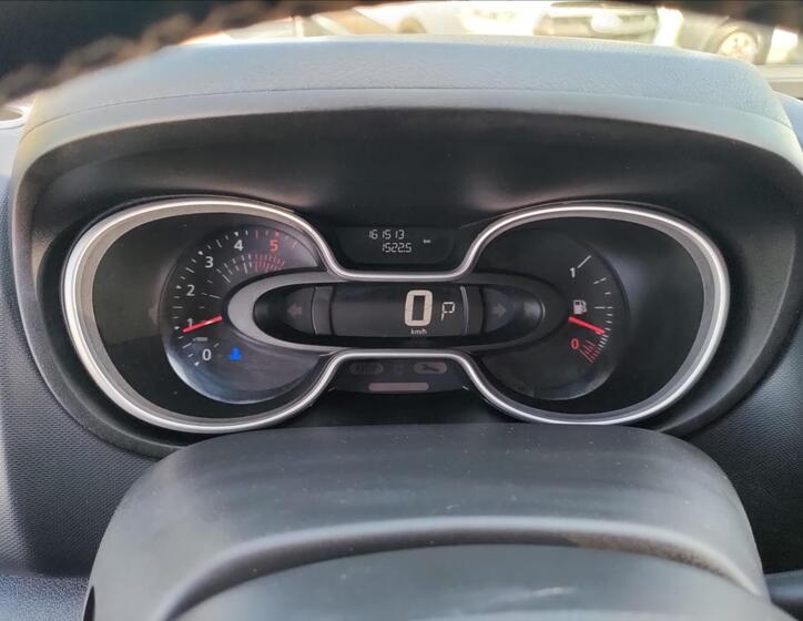 Renault Trafic 25