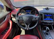 Maserati Levante 14