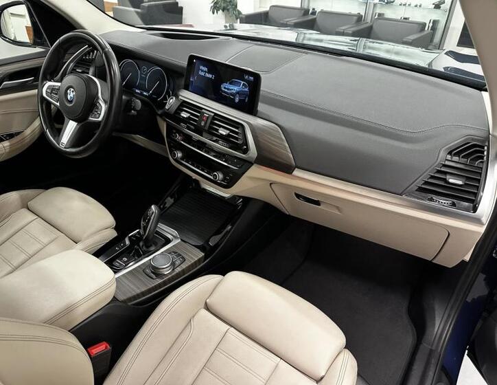 BMW X3 8