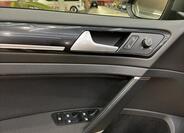 Volkswagen Golf 33