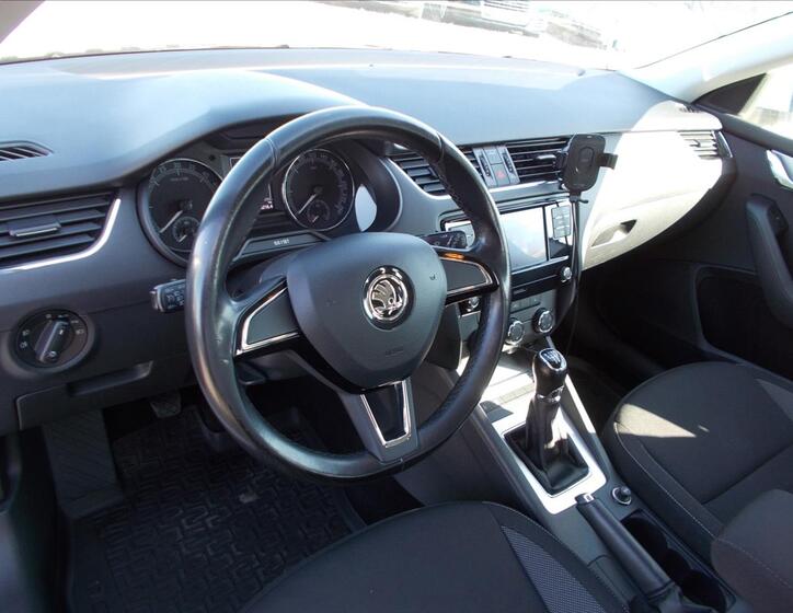 Škoda Octavia 19