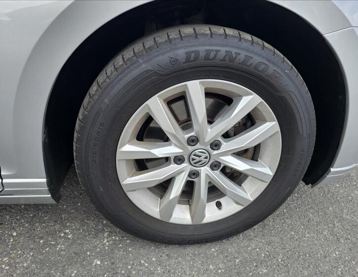 Volkswagen Passat 53