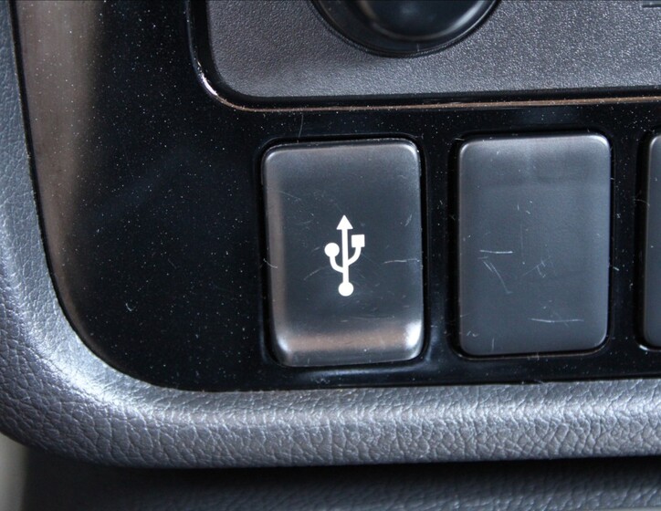 Mitsubishi Outlander 16
