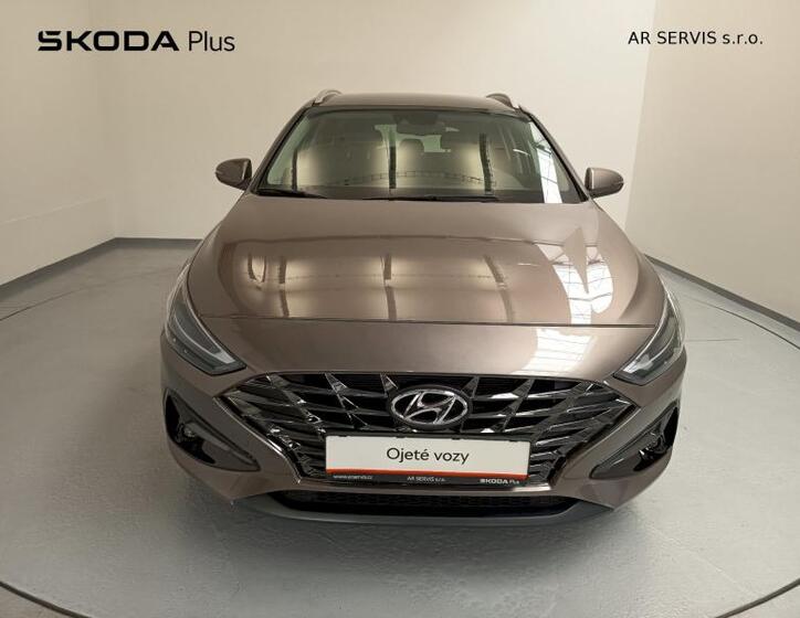 Hyundai i30 4