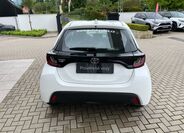 Toyota Yaris 13