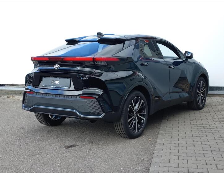 Toyota C-HR 3