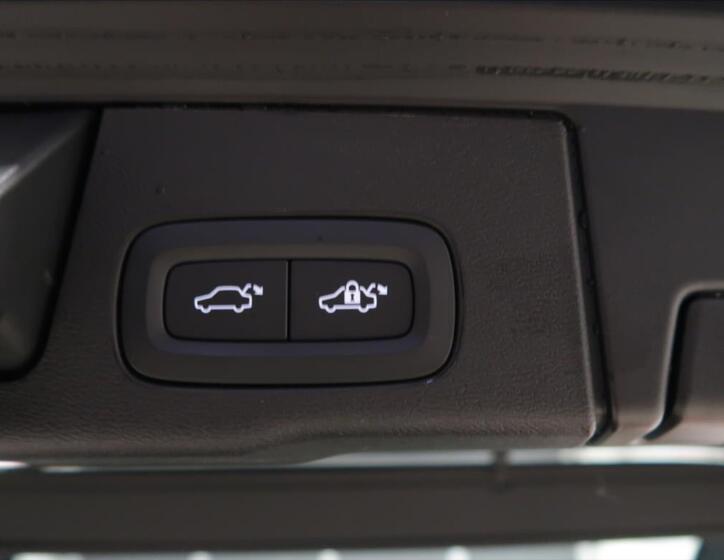 Volvo XC60 10