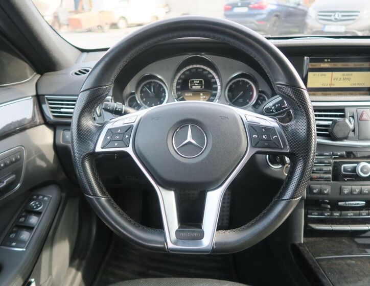 Mercedes-Benz Třídy E 10