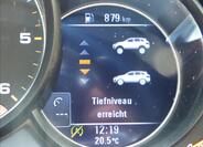 Porsche Cayenne 22