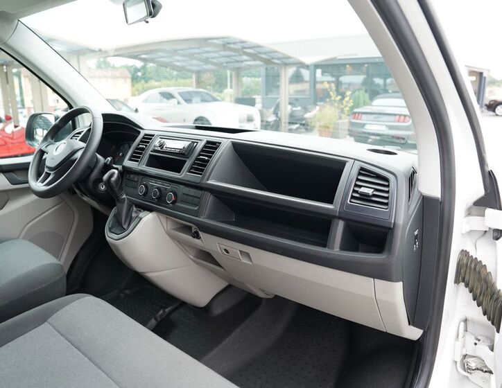 Volkswagen Transporter 27