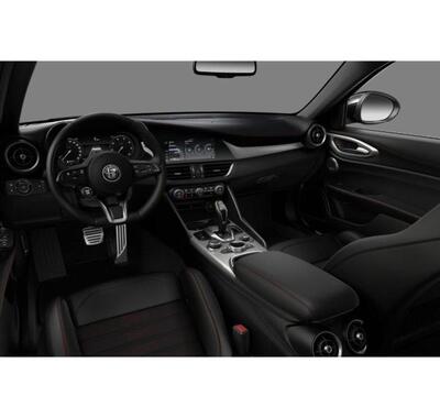 Alfa Romeo Giulia 5