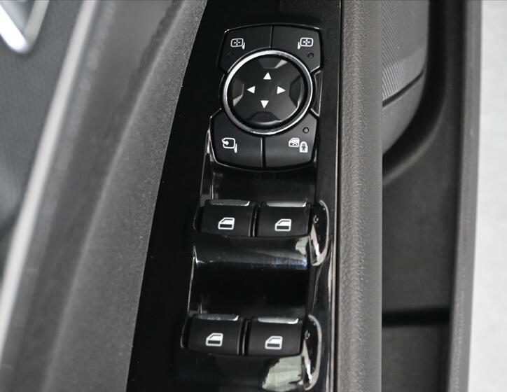 Ford Mondeo 25