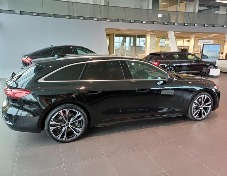 Audi A5 4