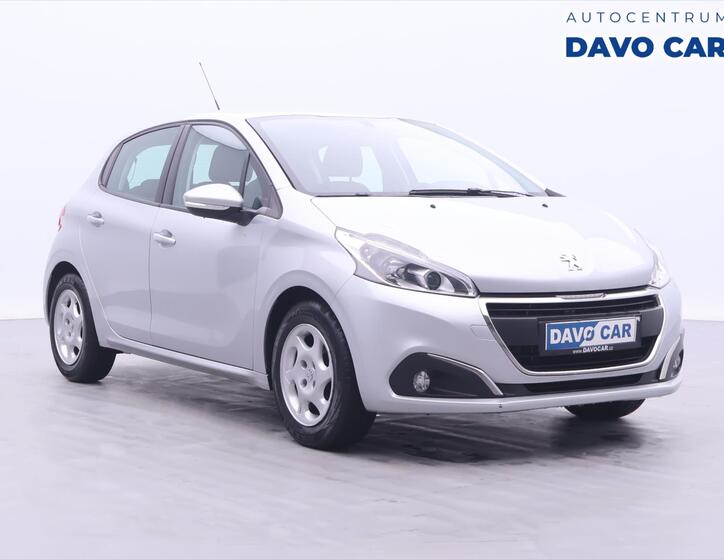 Peugeot 208 1