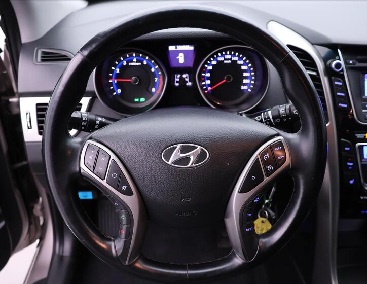 Hyundai i30 15