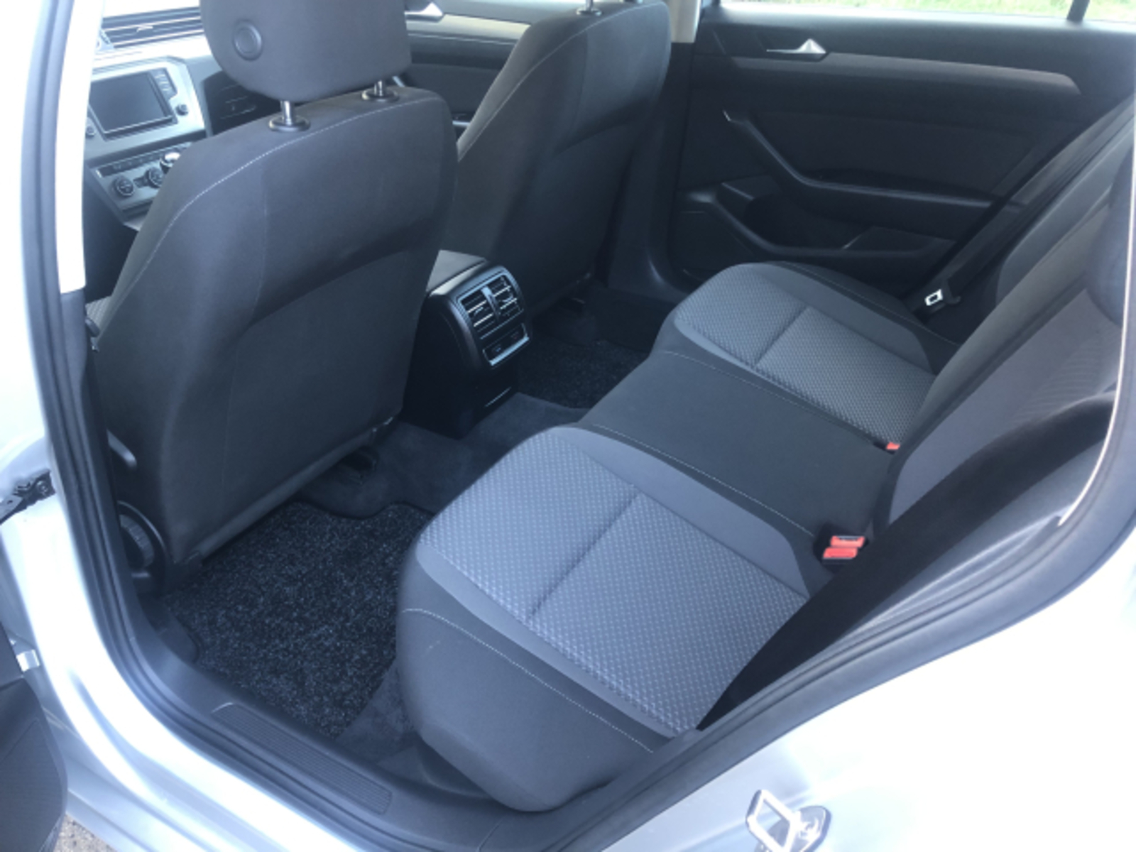 Volkswagen Passat 32