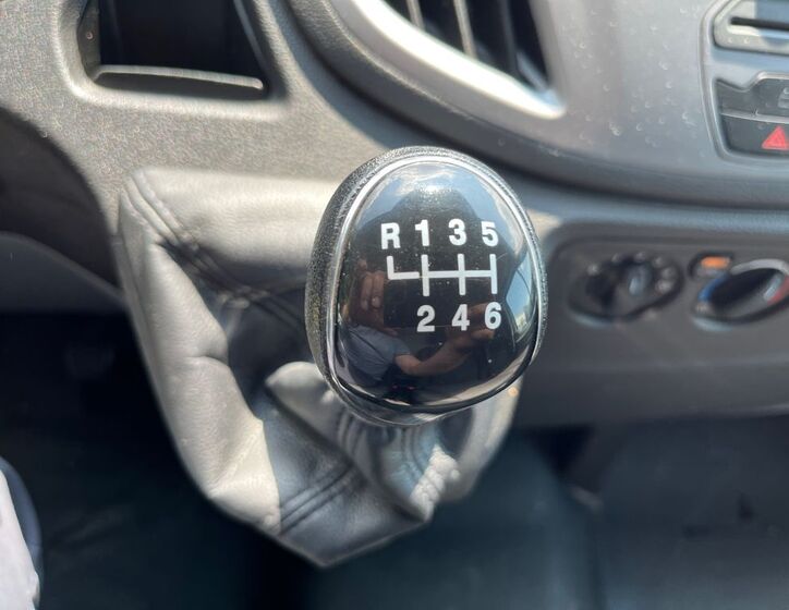 Ford Transit 13