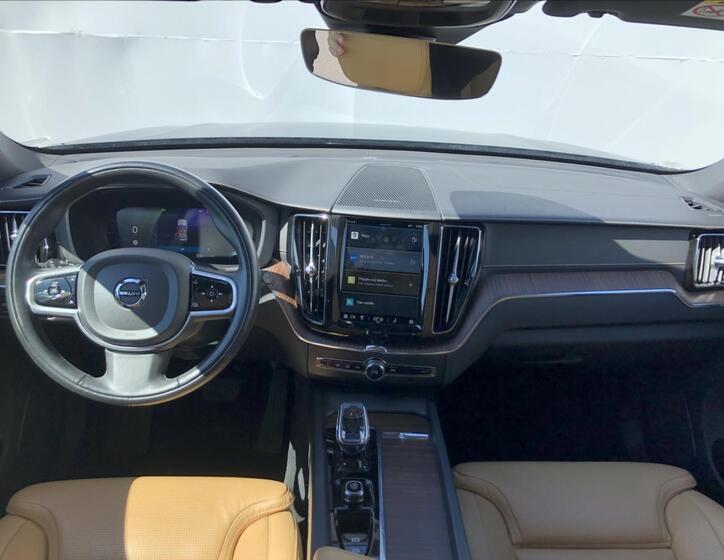 Volvo XC60 5