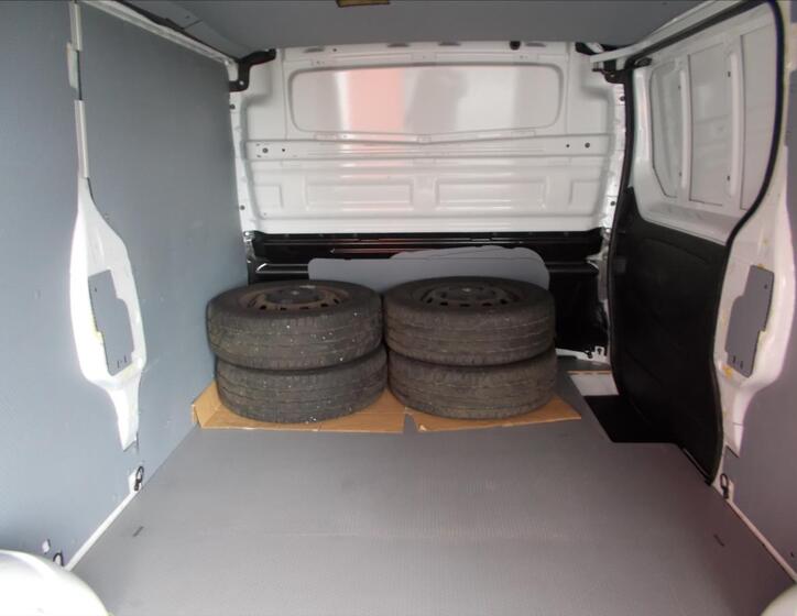 Opel Vivaro 12