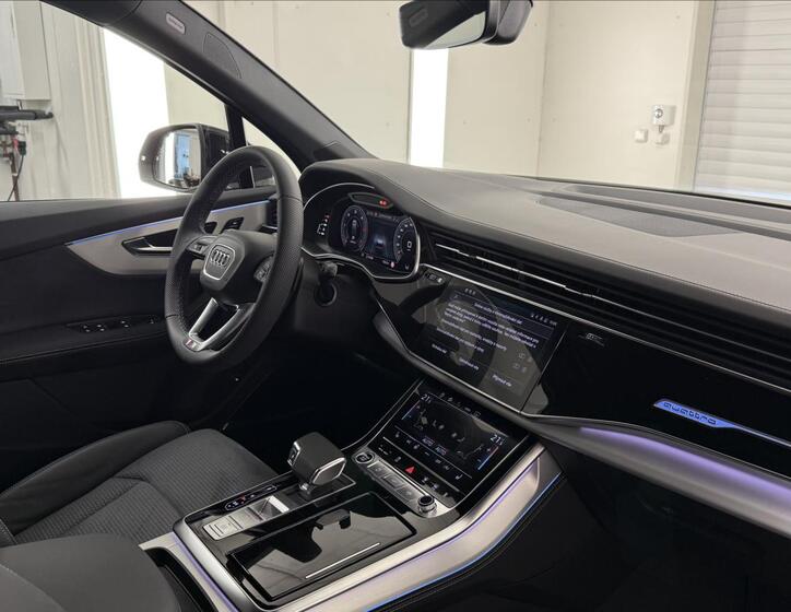 Audi Q7 7
