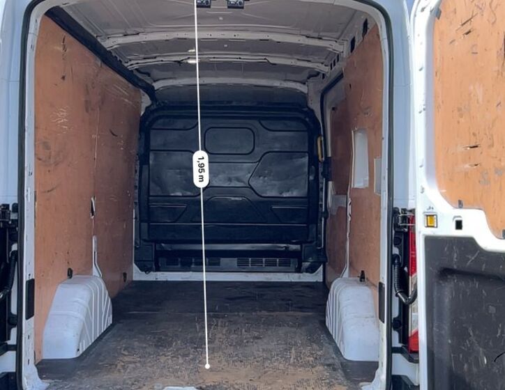 Ford Transit 18