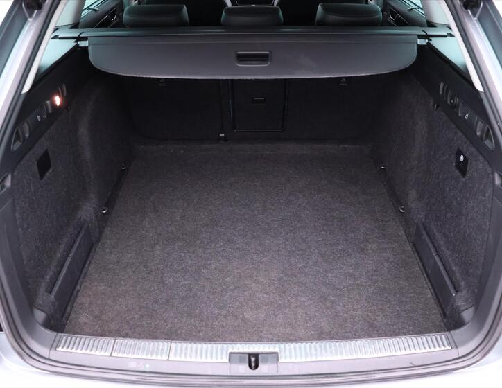 Škoda Superb 10