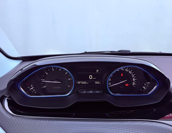 Peugeot 2008 17