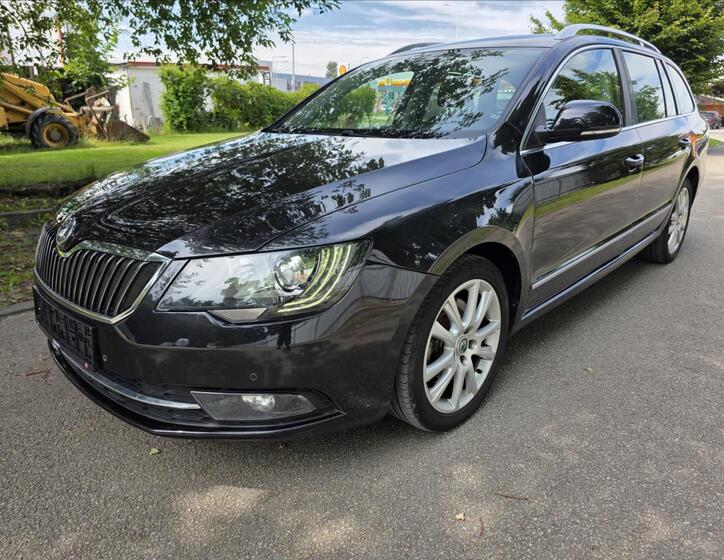 Škoda Superb 1