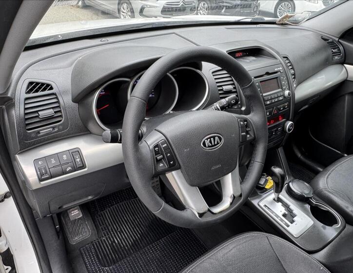 KIA Sorento 23