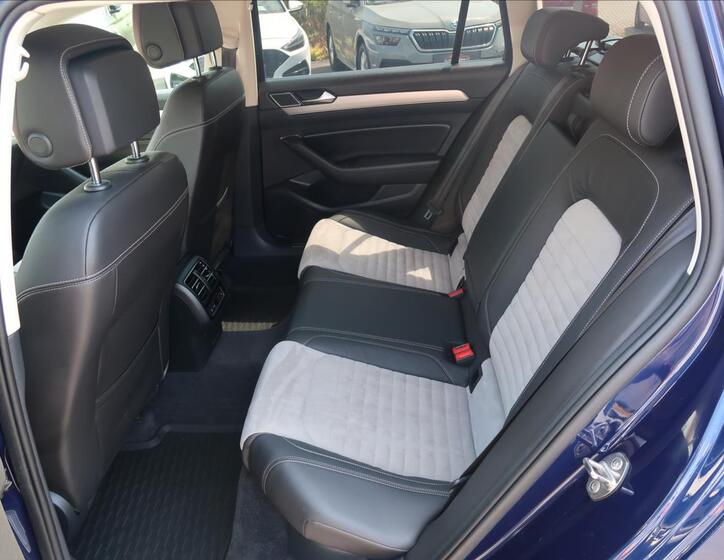 Volkswagen Passat 19