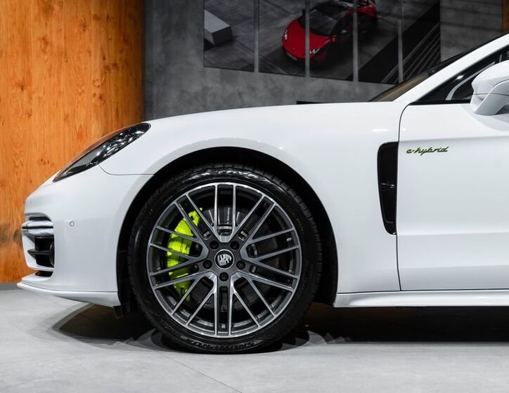 Porsche Panamera 2