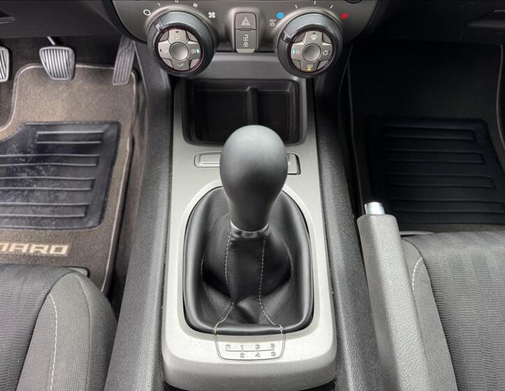 Chevrolet Camaro 41