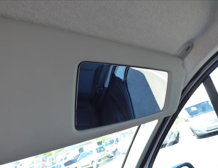 Renault Trafic 23