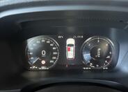 Volvo V90 26