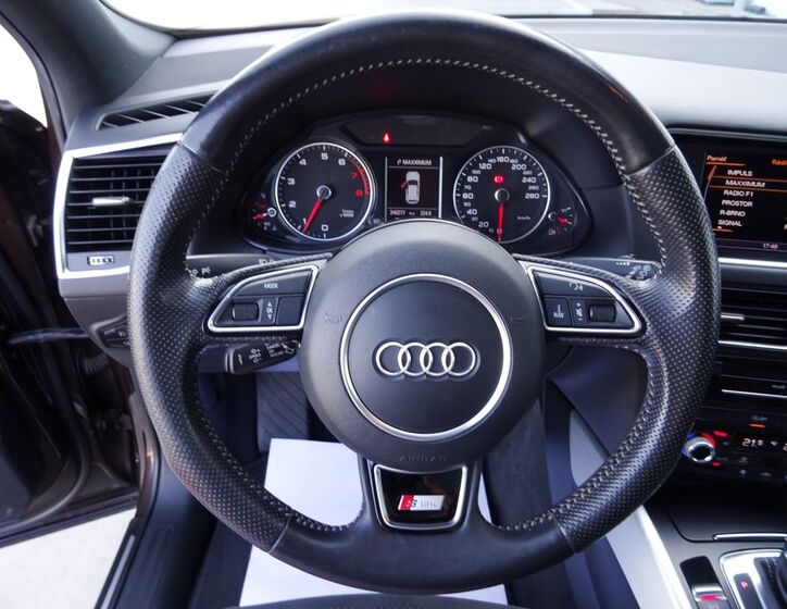 Audi Q5 11