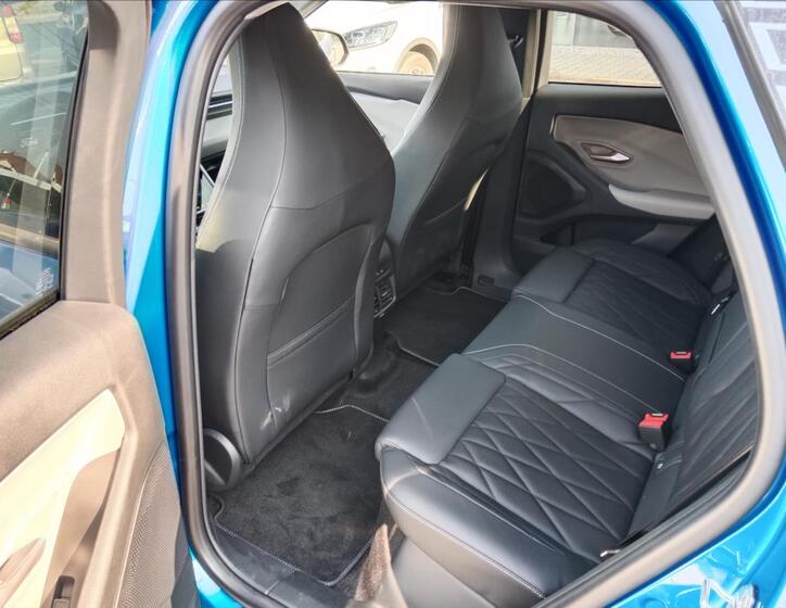 Ford Explorer 13
