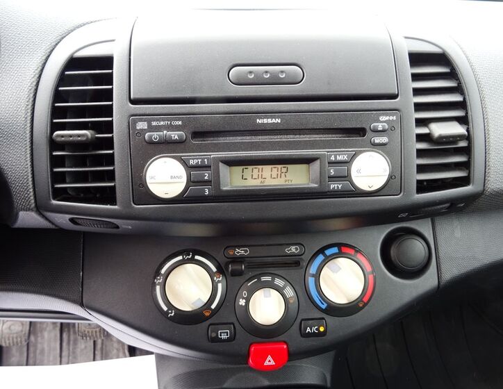 Nissan Micra 8
