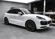 Porsche Cayenne 4