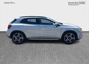Mercedes-Benz GLA 6