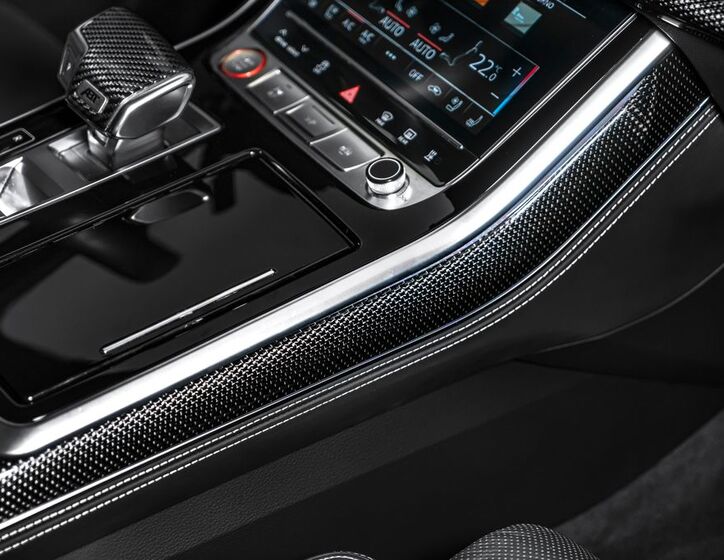 Audi SQ8 29