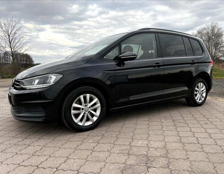 Volkswagen Touran 4