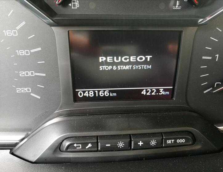 Peugeot Rifter 6