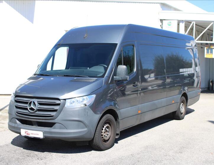 Mercedes-Benz Sprinter 1