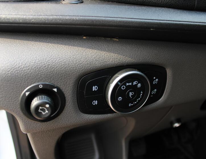 Ford Transit 14