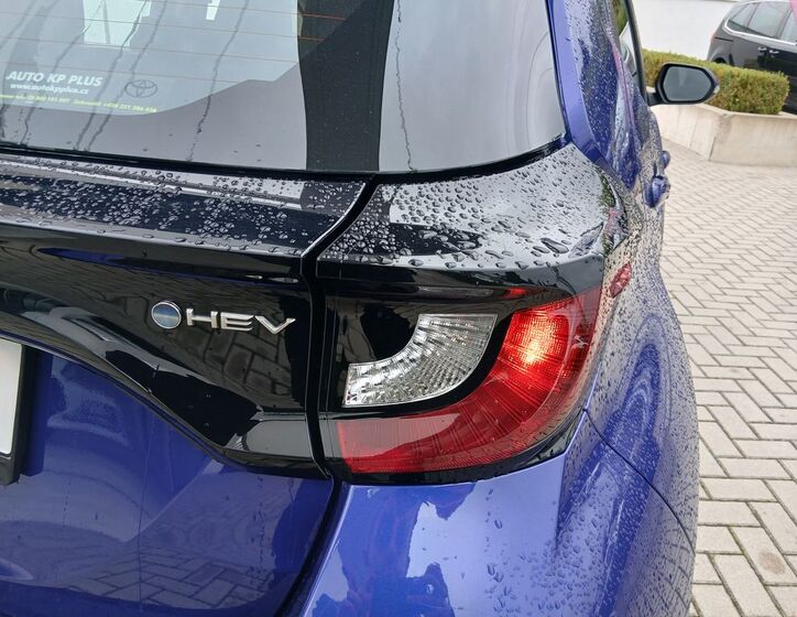 Toyota Yaris 30