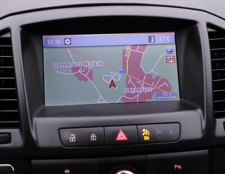 Opel Insignia 21