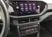 Volkswagen T-Cross 16