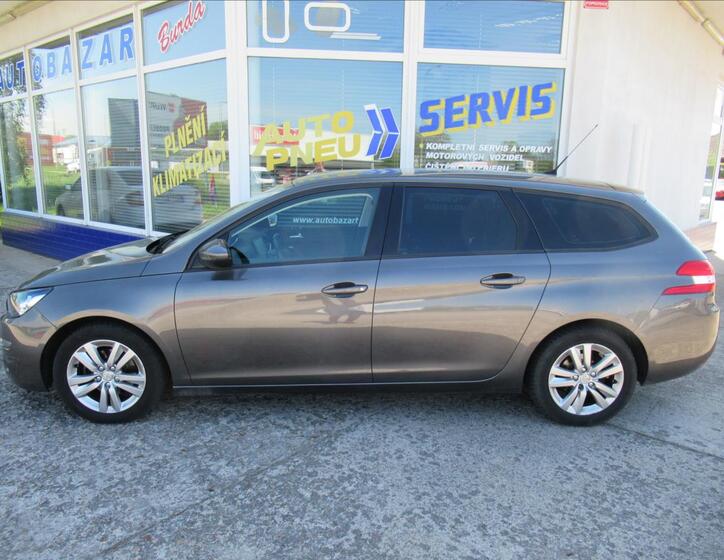 Peugeot 308 8